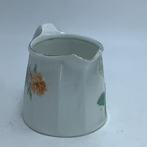 Vintage RS Germany Hand-painted Porcelain Creamer - Picture 5 of 10